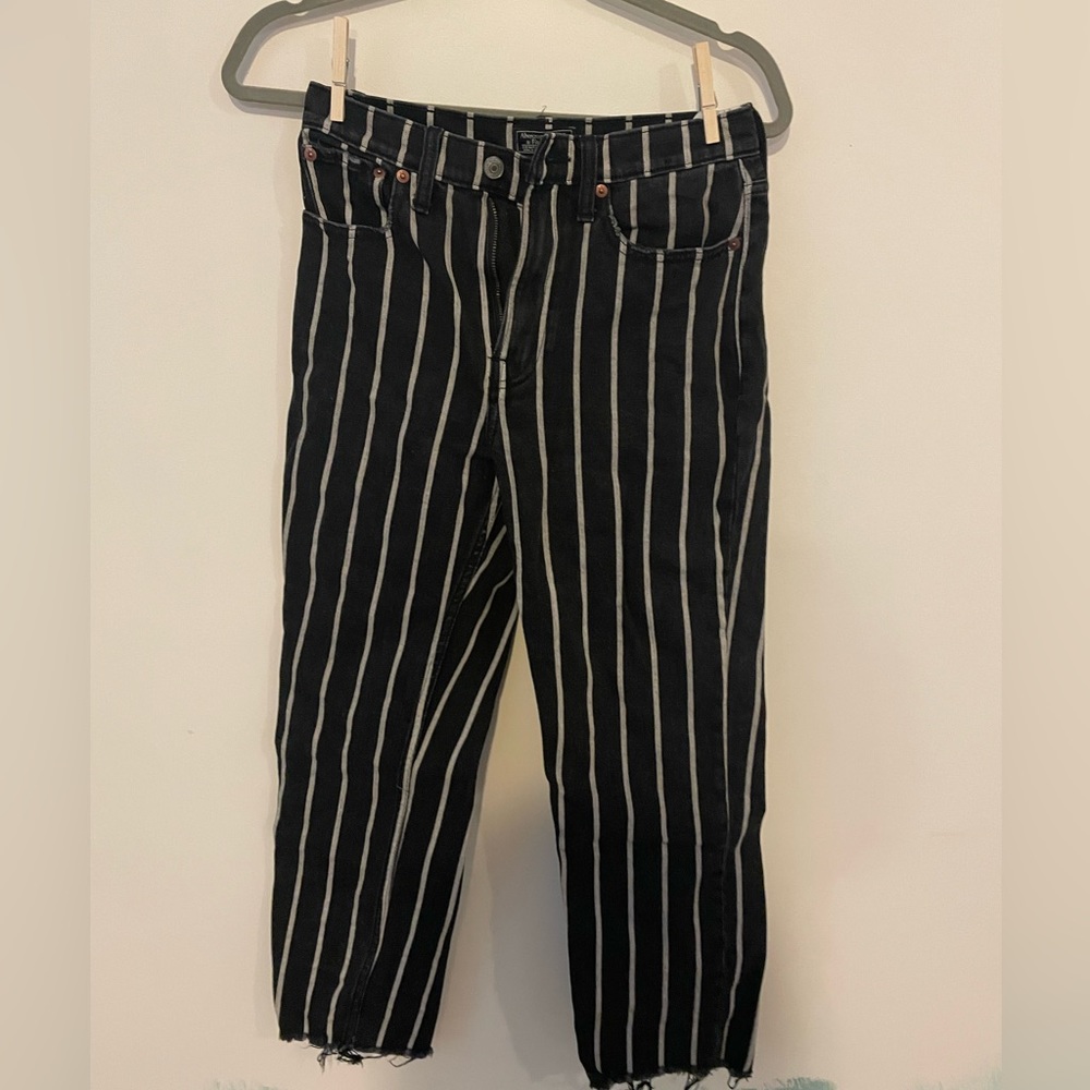 Stripped jeans